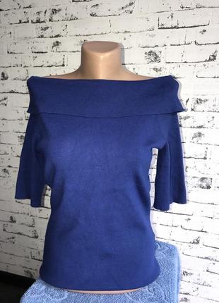 Кофта з відкритими плечима