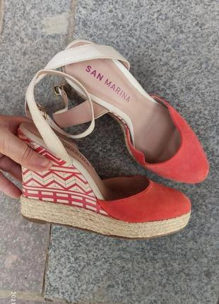 Босоніжки 37 розмір