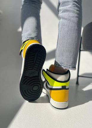 Жіночі кросівки nike air jordan 1 retro yellow8 фото