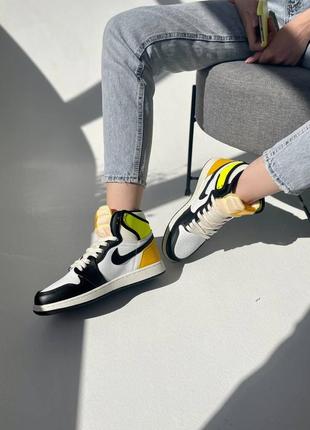 Жіночі кросівки nike air jordan 1 retro yellow10 фото