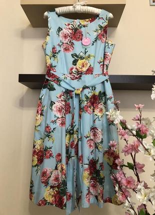 Шикарное летнее платье с цветами,1 фото