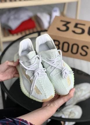 Кроссовки adidas yeezy boost 350 v2 36-37-38-39-40-41-426 фото