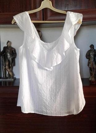 Білосніжний бавовняний топ ,блузка без рукавів з воланом у ворота gap