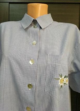 Брендовий легка натуральна теніска блуза з вишивкою. великий розмір.