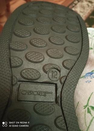 Туфлі дитячі нові 4