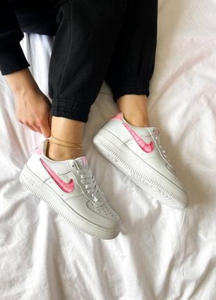 Женские кроссовки nike air force 1 se"love for all"