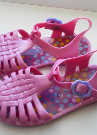 Силиконовые босоножки натмег 8 размер