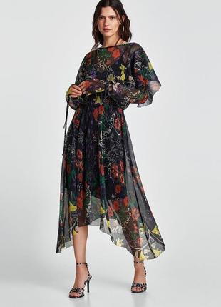Эффектное платье zara