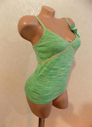Майка на бретельках красивая зеленая размер 42-44