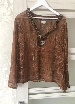 Річна блуза і ндия