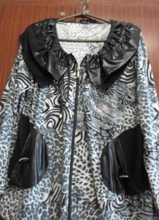 Красивый блузон,кофта 56р.пог-66