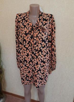 Віскозна блуза з бантом у батал квітковий принт