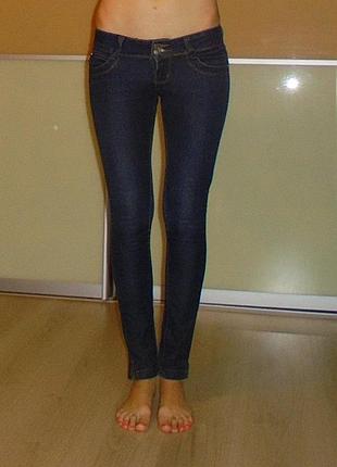 Стильные зауженые джинсы cudi.джинсы темно синие.джинси