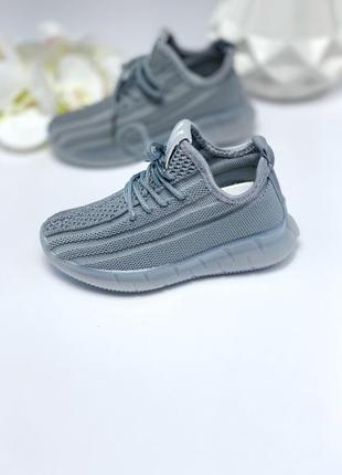 Кроссовки текстильные изи детские, yeezy детские6 фото