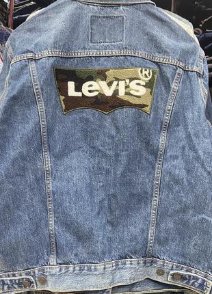 Джинсова куртка levis2 фото