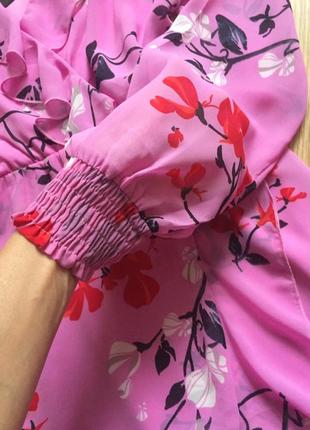 Неймовірна квіткова сукня на запах vero moda. квіткове плаття з рюшами5 фото