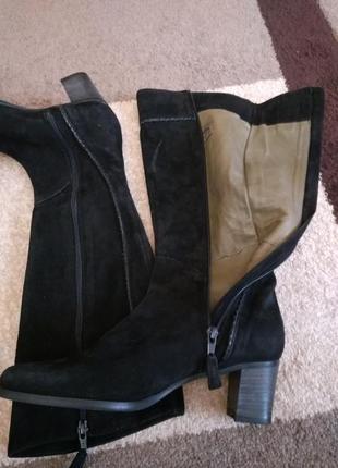 Чоботи замшеві.