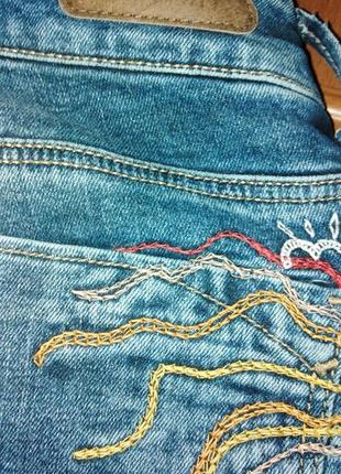 Крутые укороченные джинсы кюлоты с разрезами5 фото