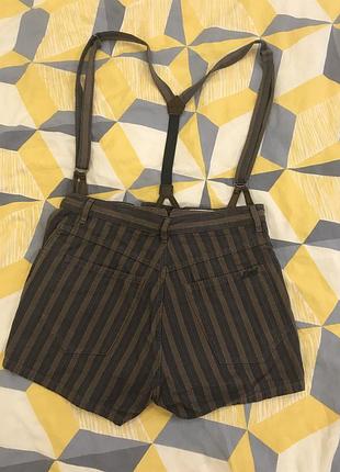 Гарні шорти diesel розмір м