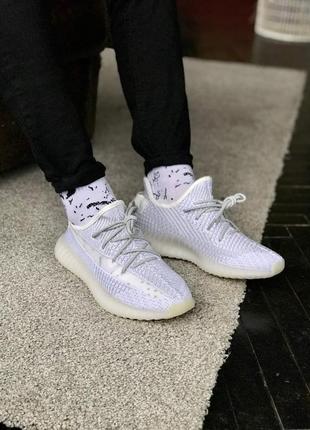 Кроссовки adidas yeezy boost 350 v2 36-37-38-39-40-41-42-43-44-457 фото