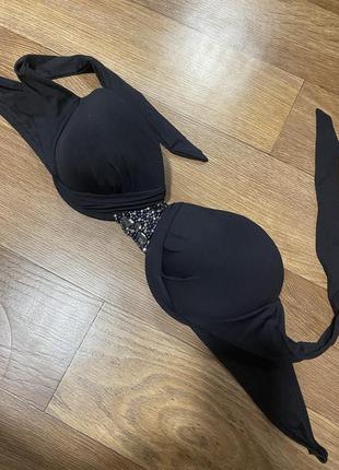Шикарный чёрный верх со стразами