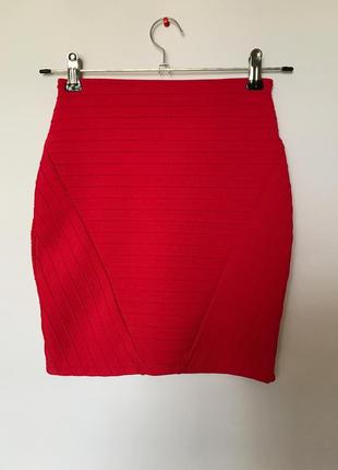Морковная красная яркая мини юбка бандажная утягивающая1 фото