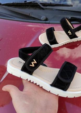 Босоножки для девочки р.31