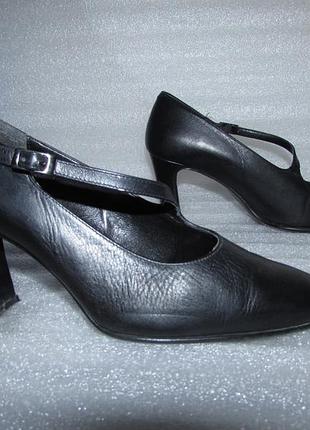 Распродажа ! красивые туфли 100% натуральная кожа ~ richards~ р 38