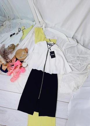 Платье с накидкой сверху