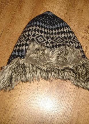 Классная шапка monsoon на 2-4 года  п