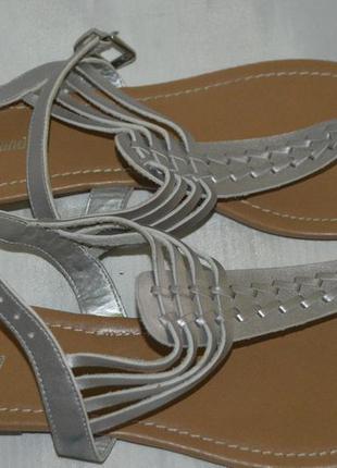 Босоніжки сандалі graceland  розмір 41 42