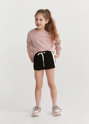 Трикотажные летние шорты с лампасами для девочки: детские, подростковые4 фото