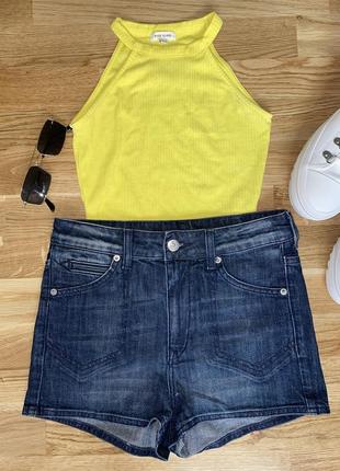 Джинсовые шорты высокая посадка