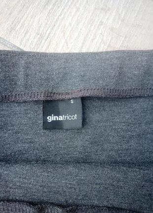 Короткая серая юбка на запах s ginatricot3 фото