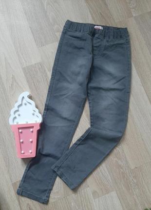 Нові штани для дівчинки , джинси , штанці