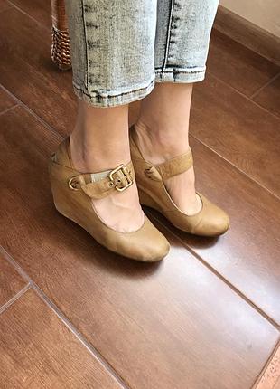 Кожаные туфельки кожаные босоножки туфли на танкетке туфли на платформе италия🔥