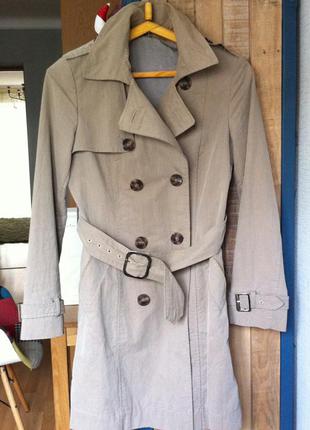 Фірмовий плащ marella