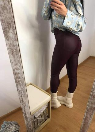 Бордові скіні pullandbear