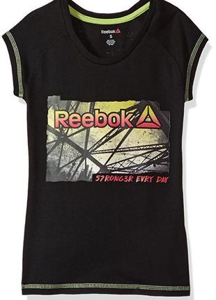 Хлопковая футболка reebok на девочку 3-4 года