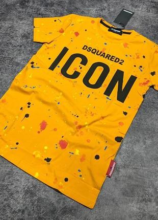 Футболка чоловіча з принтом dsquared2 icon хакі / футболка-поло з написом дискваред