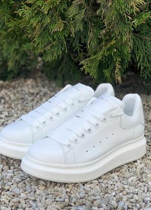 Женские кроссовки alexander mcqueen full white