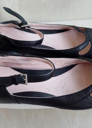 Кожаные женские туфли clarks,383 фото