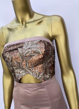 Вечернее платье true decadence со шлейфом и пайетками