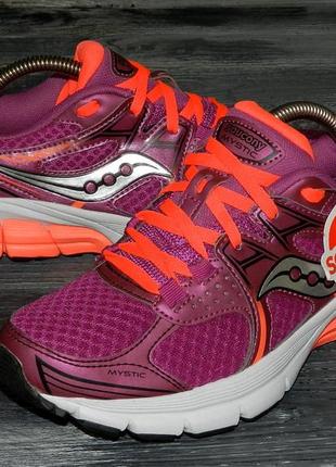 Жіночі оригінальні, яскраві, легкі бігові кросівки saucony mystic