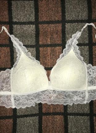 Бюстгальтер