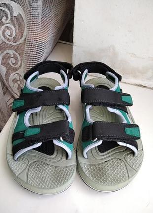 Стильные спортивные босоножки 32 размер 20,5 см стелька