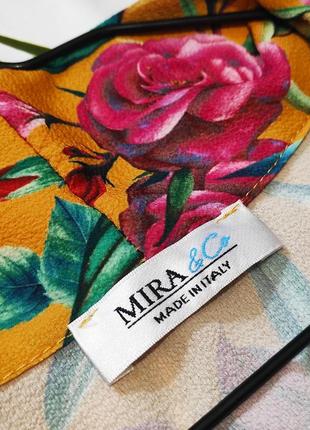 Гірчична блуза боді на запах з квітковим принтом від mira італія4 фото