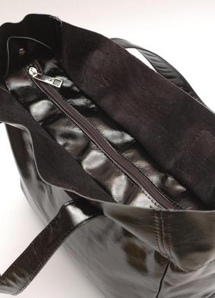 Сумка кожаная женская 020401 наплак черная с карманами на магнитах4 фото