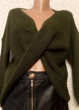 Вязаная кофта с переплетом на груди, размер s-m