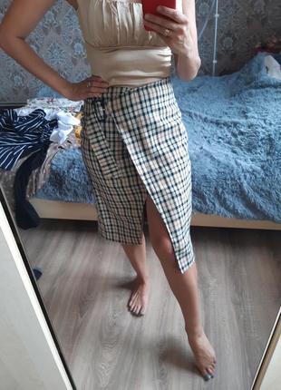 Юбка миди на запах клетка клеточка асимметричным низом
